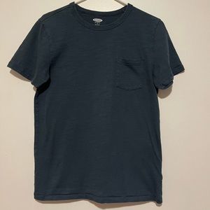 Old Navy T-shirt
